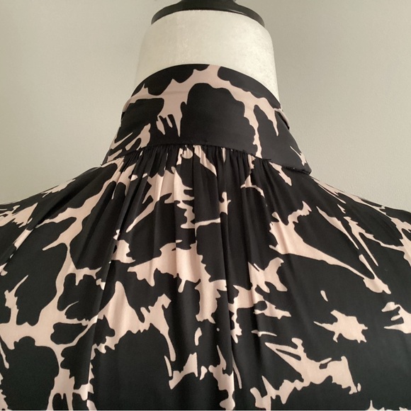 Gap Long Sleeved Tie Neck Blouse, Size XXS - Picture 3 of 10